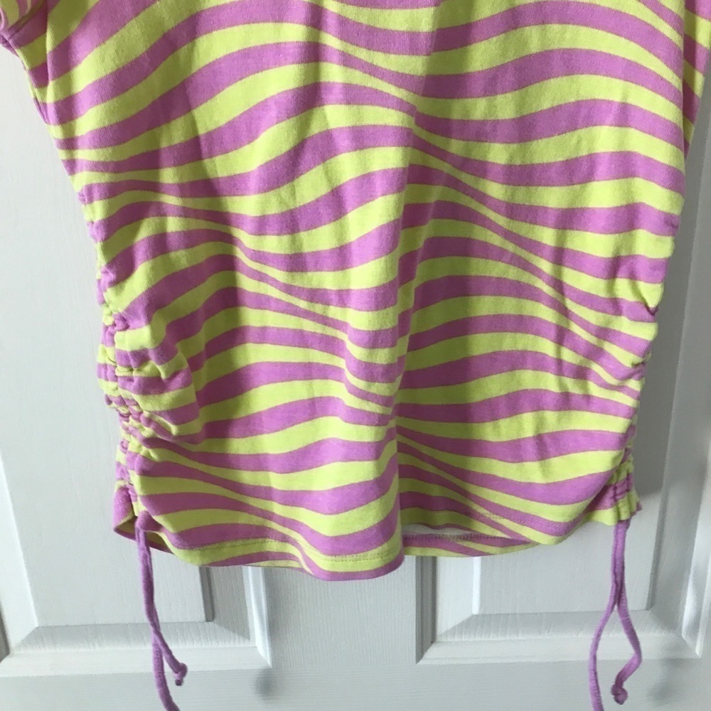 3/$15 Simpsons Y2K retro babytee - Picture 6 of 6